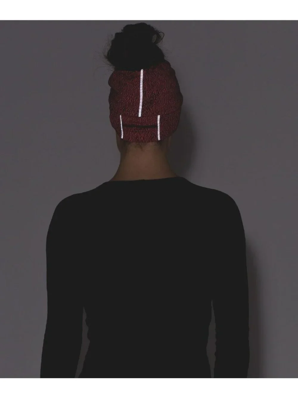 Lululemon Top Knot Toque Womens Electric Coral Black Jacquard Luon Spray Running